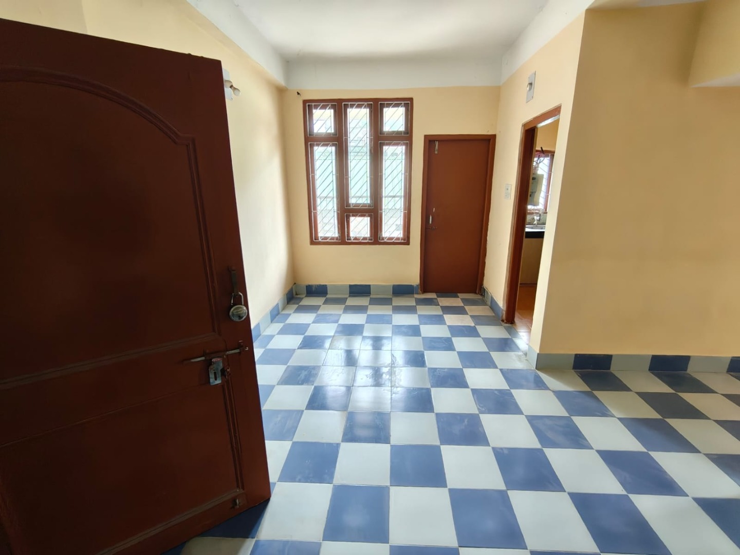 Semi Furnished 2bhk in Rajgarh, Chandmari, Guwahati, Assam, India for Rent